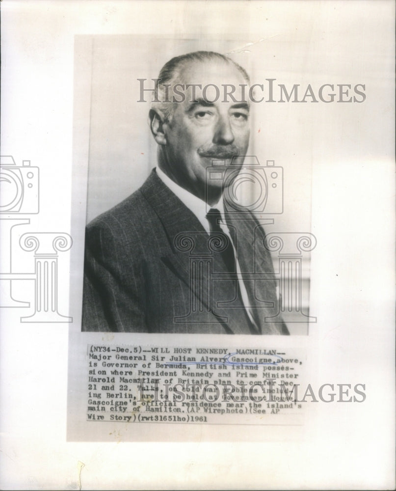 1961 Julian Alvery Gascoigne Macmillan gov-Historic Images