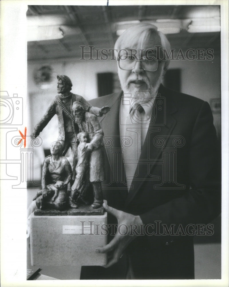 1985 Bert Gast Skokie Holocaust victium - Historic Images