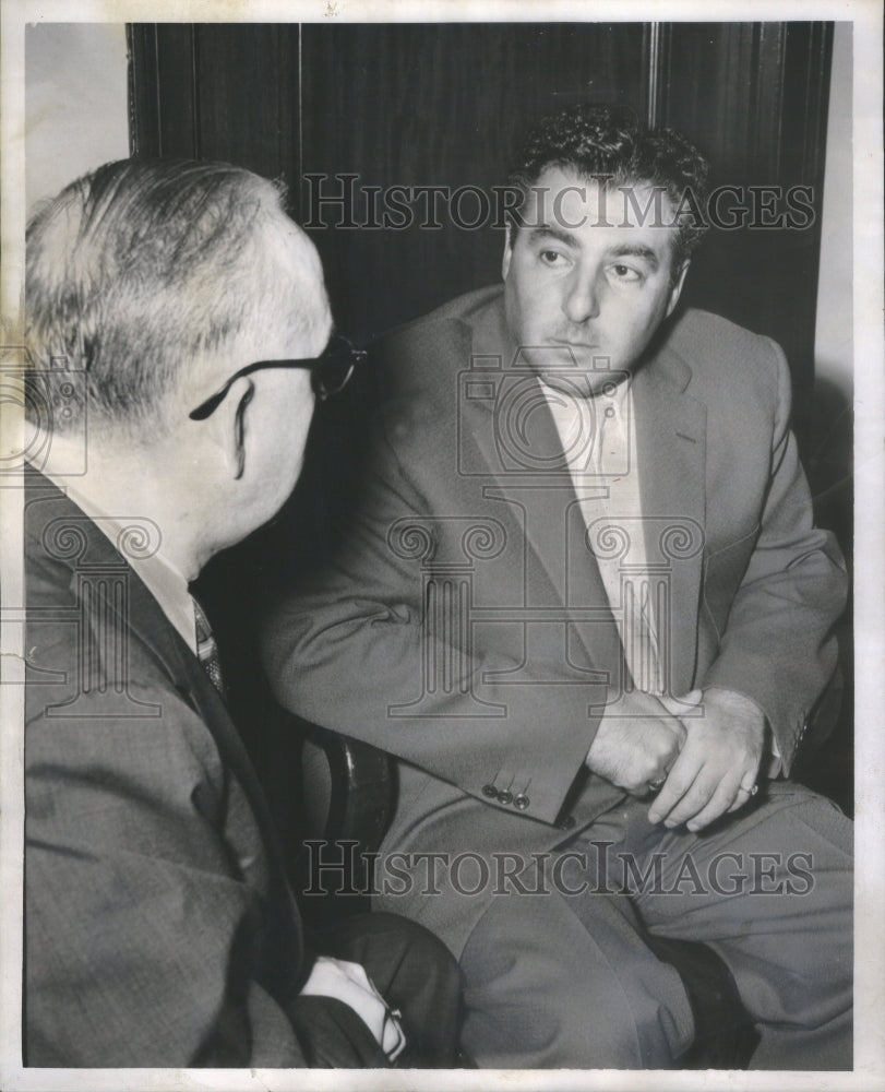 1956 Press Photo Deputy Police Cmdr Karyn Phelan Harry- RSA47537 - Historic Images