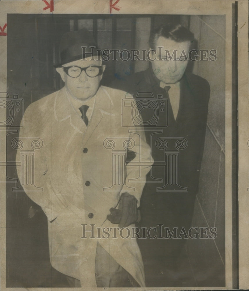 1966 Irving Lazar arrest New York crime - Historic Images