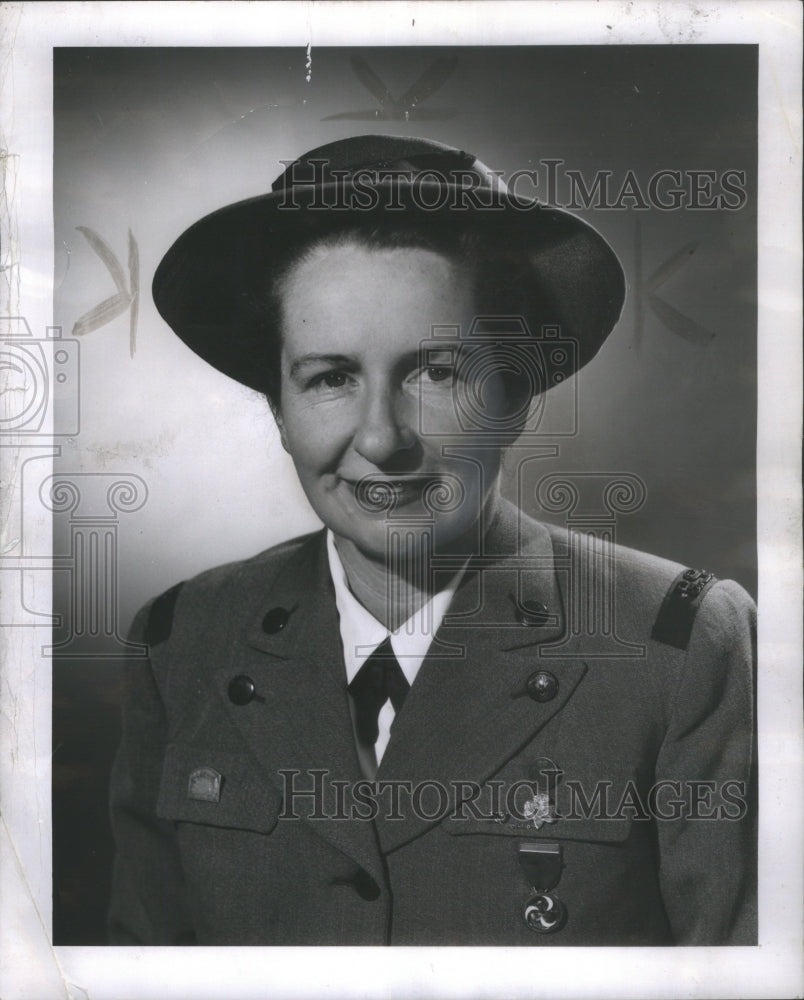 1952 Mrs. Stanley E. Lawton Girls Scouts - Historic Images