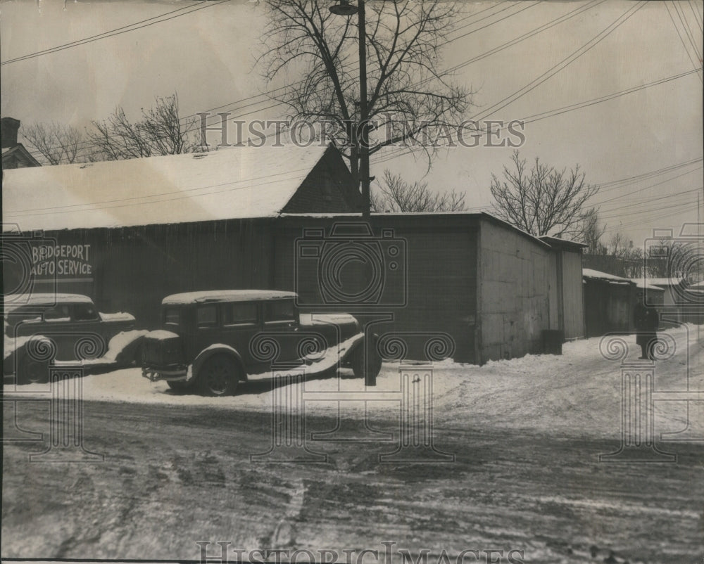 1947 John Kuesis policeman Ealdemd series - Historic Images