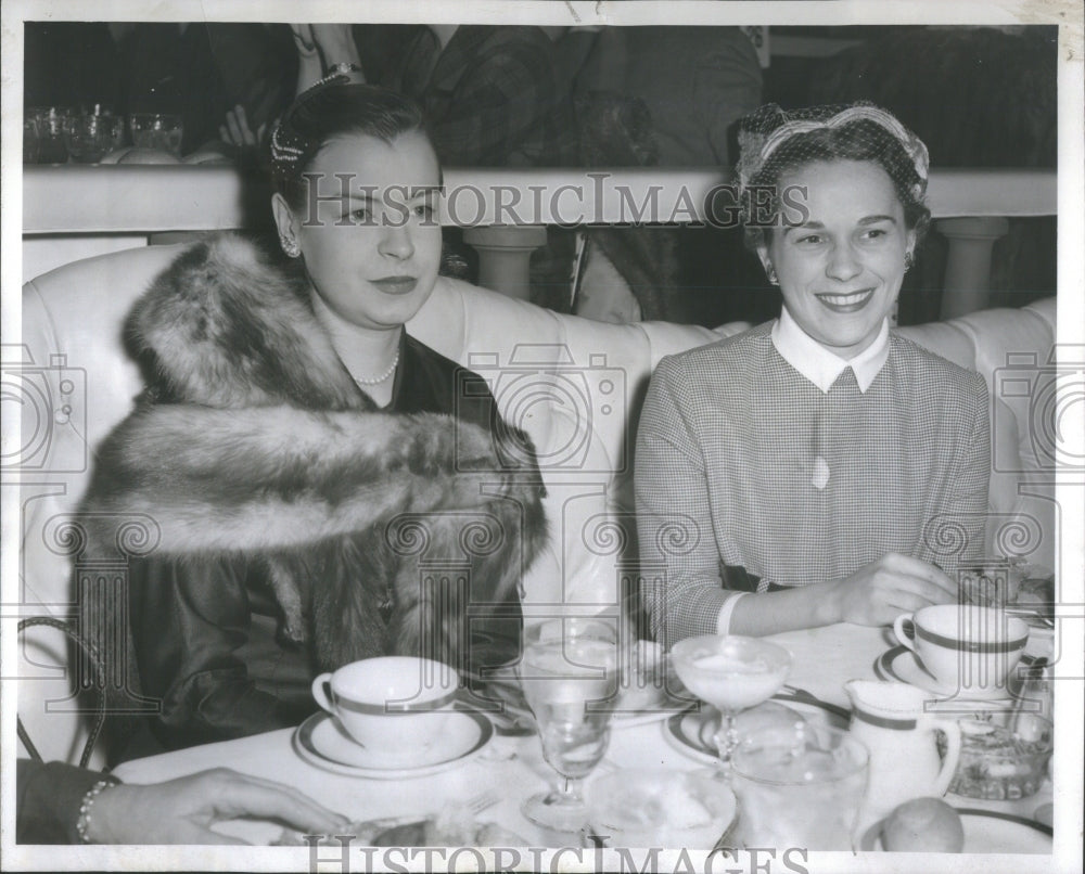 1956 Mrs. John M. Lee Jr Chicago Socialite - Historic Images