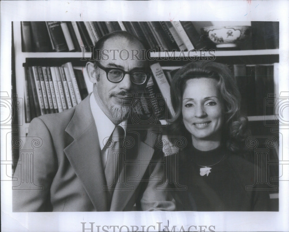 1977 Marica Lasswell and Norman M. Lobsenz - Historic Images