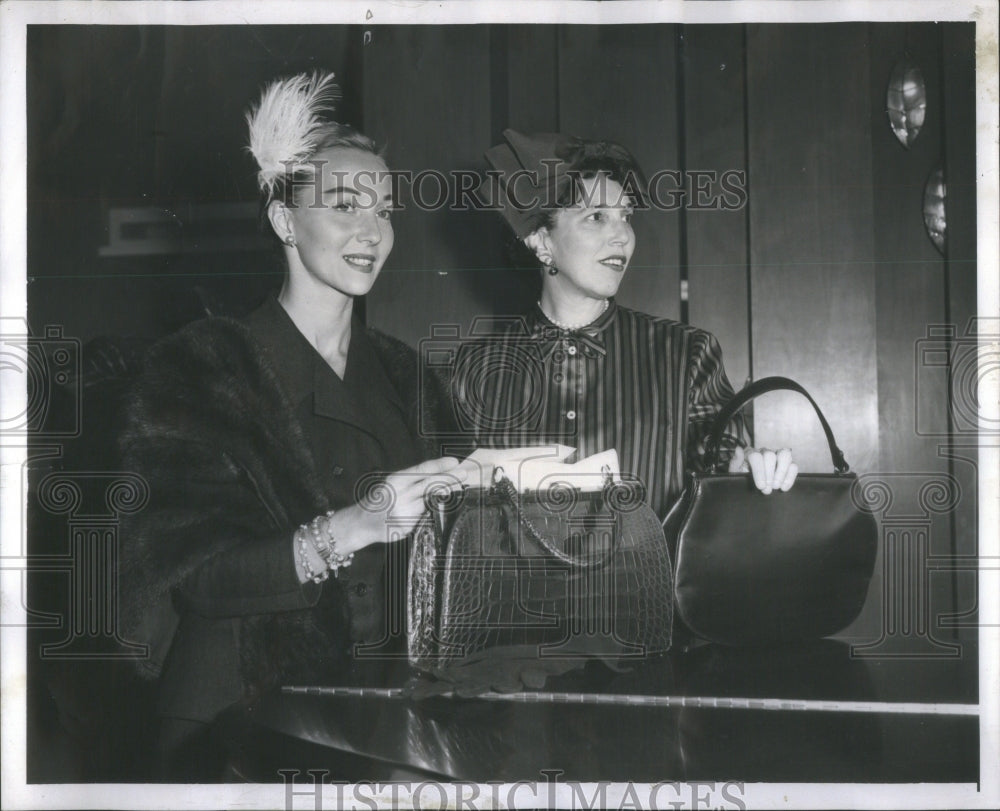 1956 Members of Woman's Board of Chicago. - Historic Images