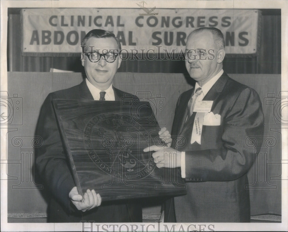 1962 Press Photo Dr. Alfano Dr. Krol New Plaque Surgeon- RSA51521 - Historic Images