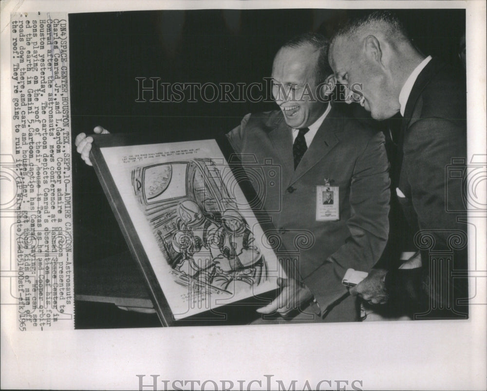 1965 Admire Carton Charles Conrad Jr Gordon - Historic Images