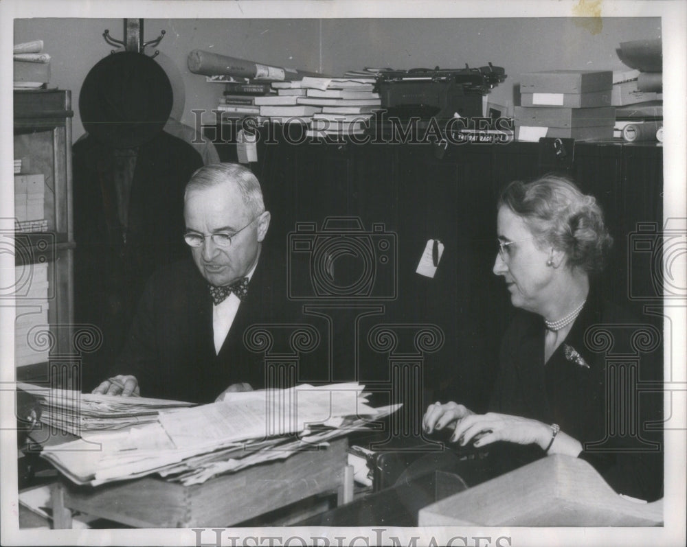 1953 Harry Truman &amp; Secretary Conway Memoir - Historic Images