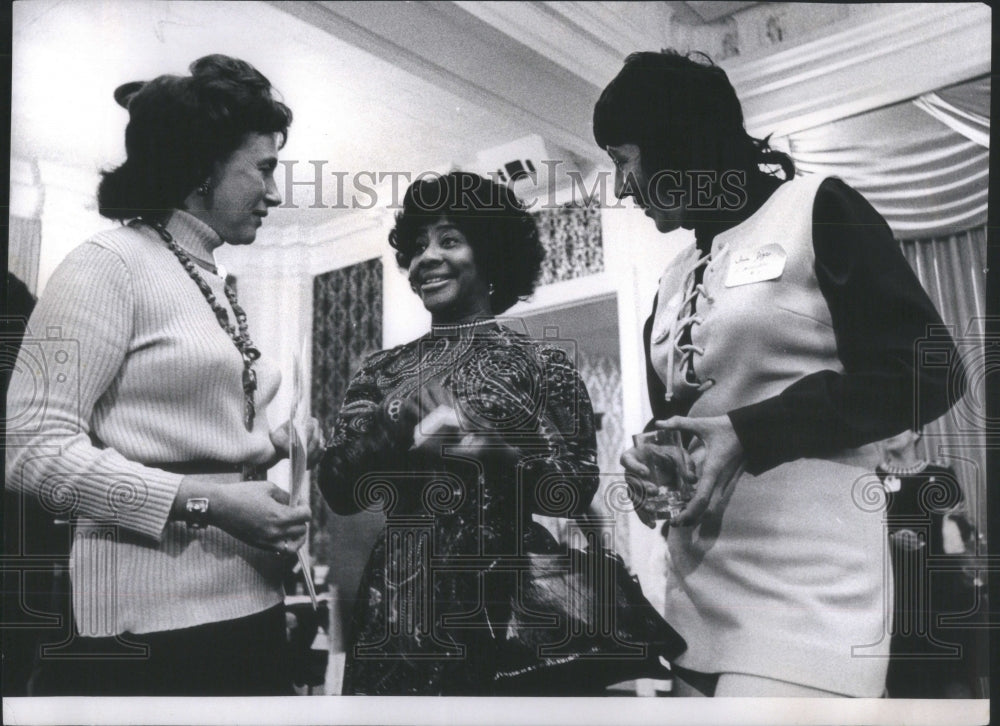 1971 Press Photo Amy Swerdlow, Rev. Willie Barrow & Ir- RSA52897 - Historic Images