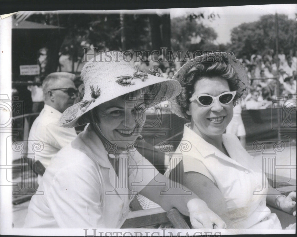 1959 Mrs. Russell M. Baird sports chin-stra - Historic Images