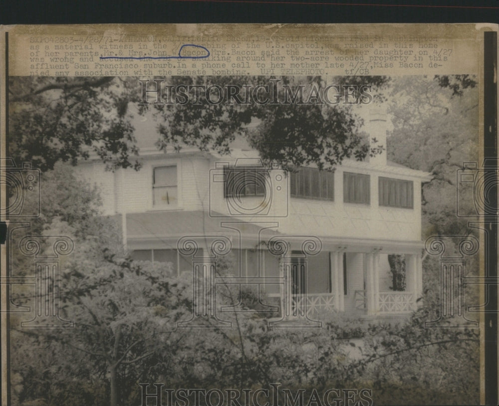 1971 Leslie Bacon's childhood home. - Historic Images