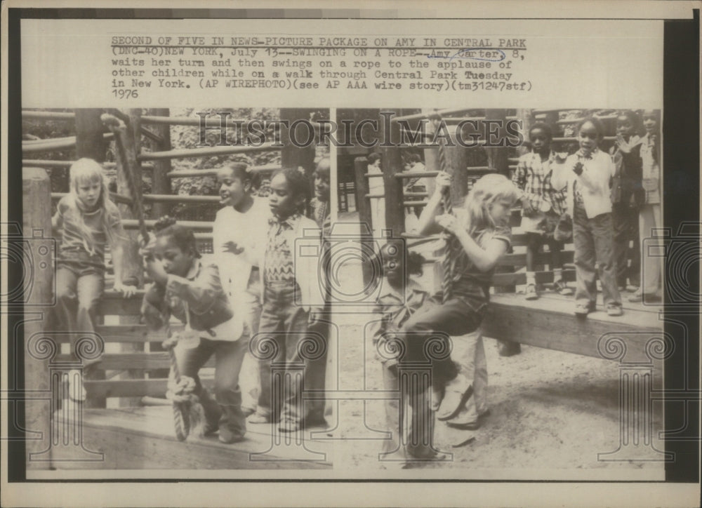 1976 Amy Carter Central Park swings Rope - Historic Images