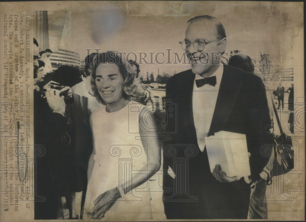 1971 Press Photo Ethel Kennedy Lemoyne Billings trustee- RSA54045 - Historic Images