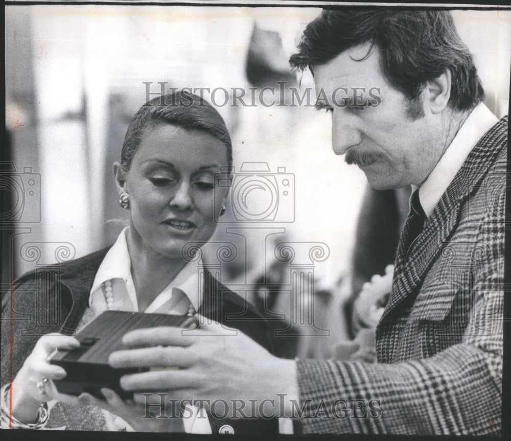 1972 Press Photo I. Magnin Fashion Dept.- RSA54049 - Historic Images