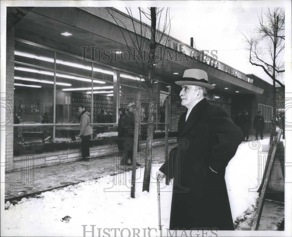 1957 John Benzazian Library Ainslie Harold - Historic Images