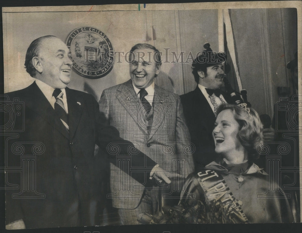 1975 Mayor Richard Daley Colleen Patricia-Historic Images