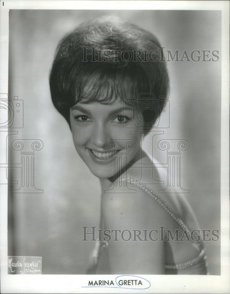 1986 Marina Gretta Singer Record Pose Nick - Historic Images