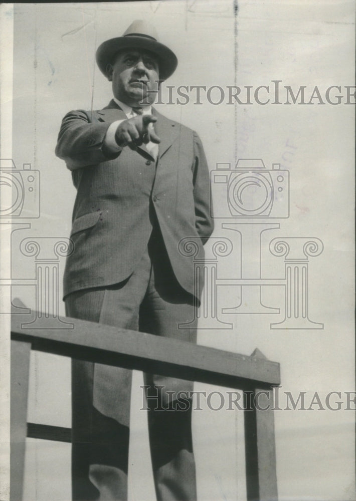 1939 Electric gates Bronx Cheer Race Fan-Historic Images