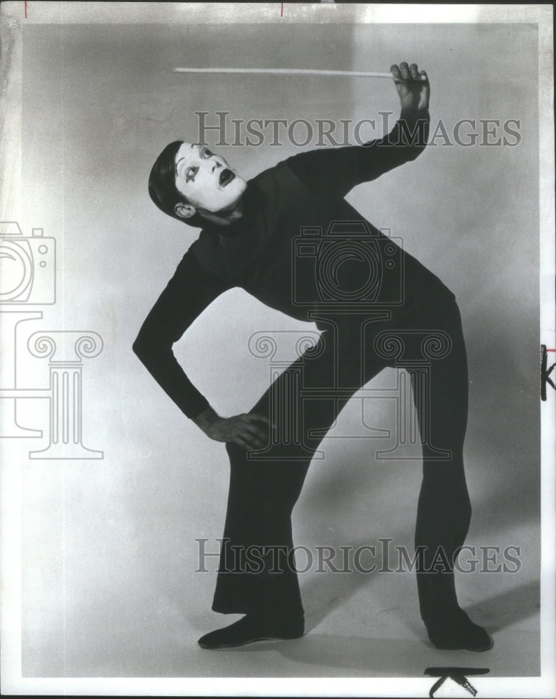 1971 Daniel Heagstedt Pantomime Actor - Historic Images