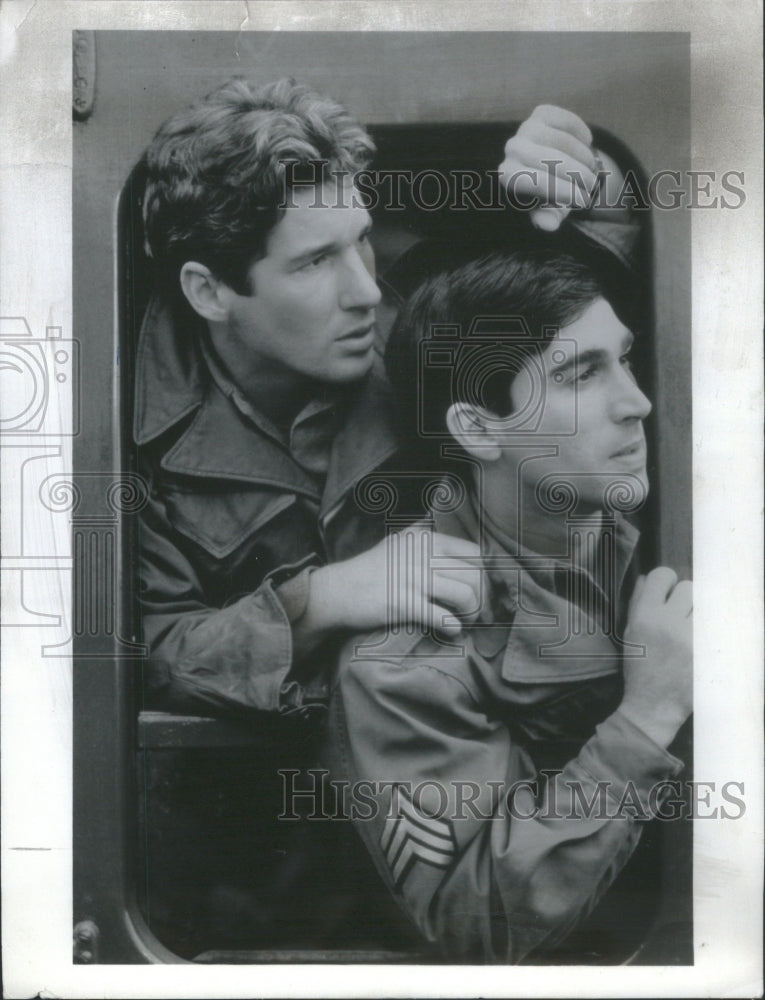 1982 Richard Gere Chick Vennera Romantic - Historic Images