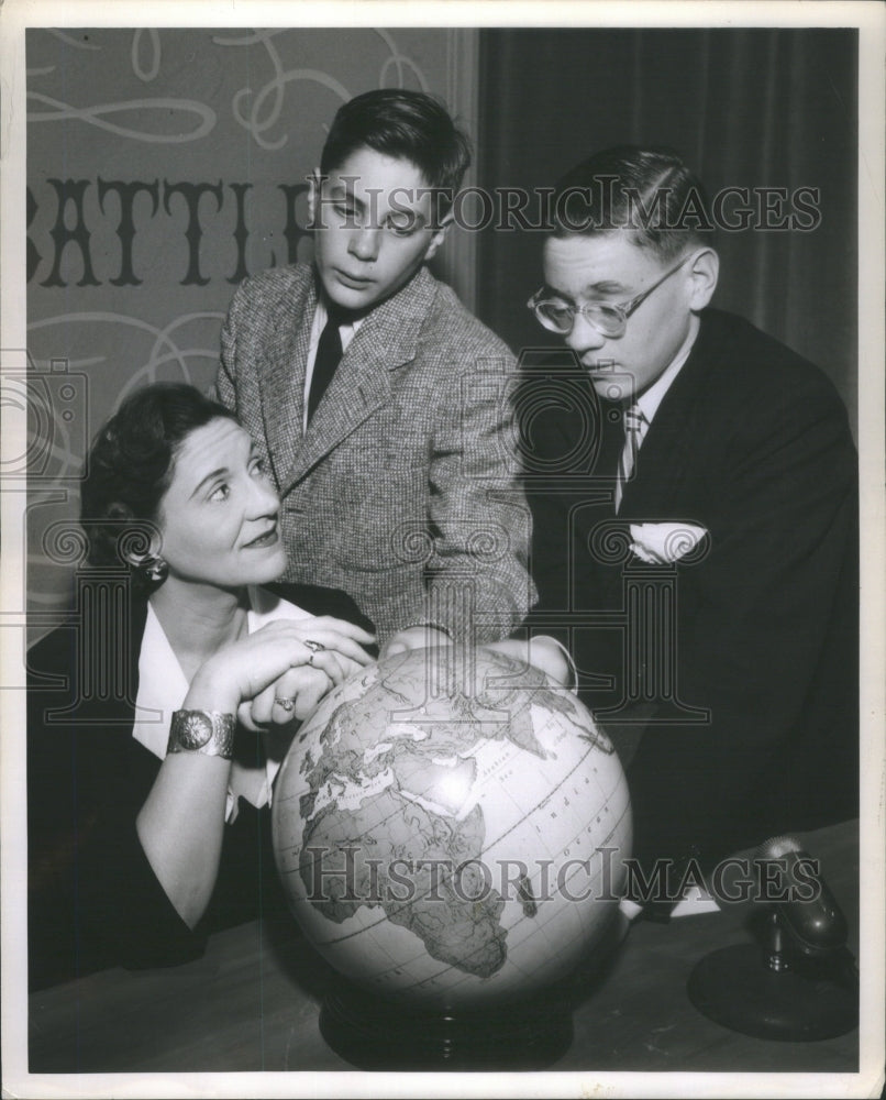 1953 Virginia Klose and her two sons-- Kevin and Taylor-Historic Images