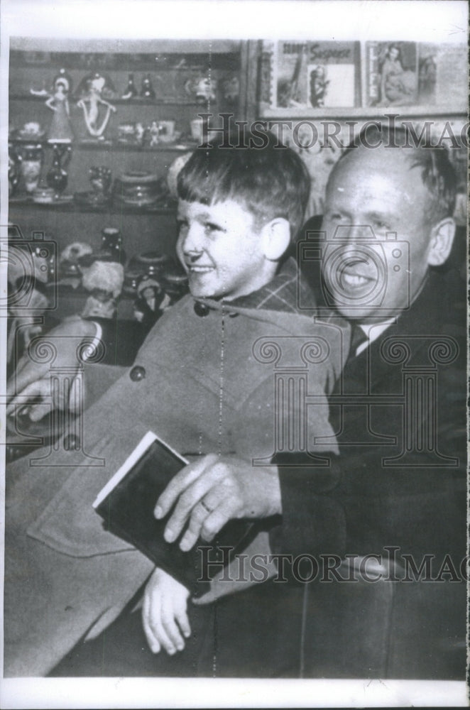 1959, Swiss Businessman Rene Lang &amp; Son- RSA57379 - Historic Images