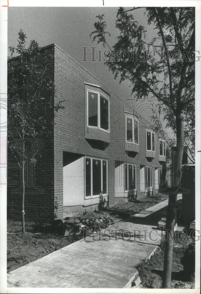 1979 Renovating Development In Lincoln Park - Historic Images