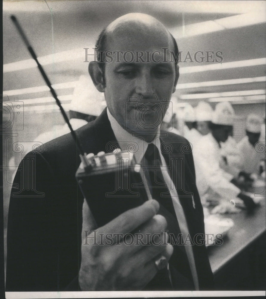 1971 WILLIAM T. GLASGOW GENERAL MANAGER FOOD MANAGEMENT - Historic Images