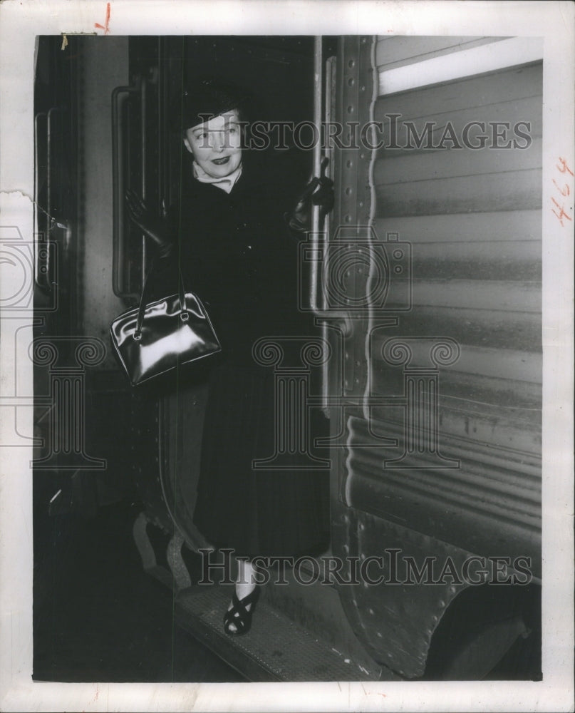 1954 Actress Lillian Gish Black Dress Bus-Historic Images