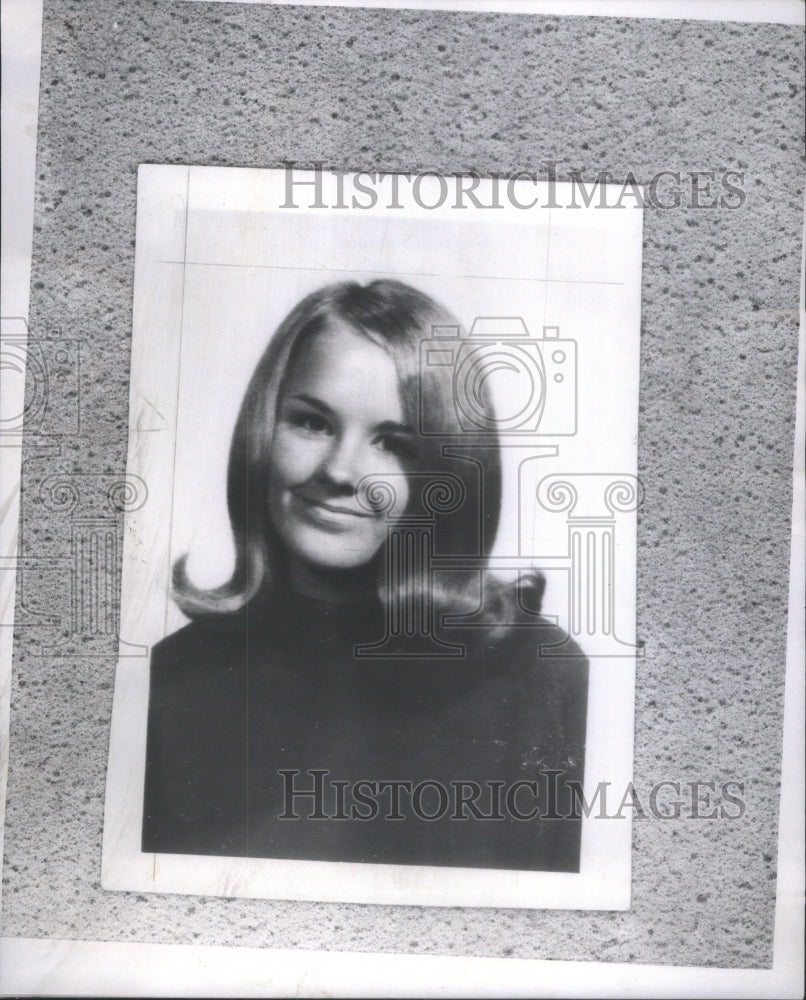 1970, Wendy Gnade Missing- RSA58301 - Historic Images