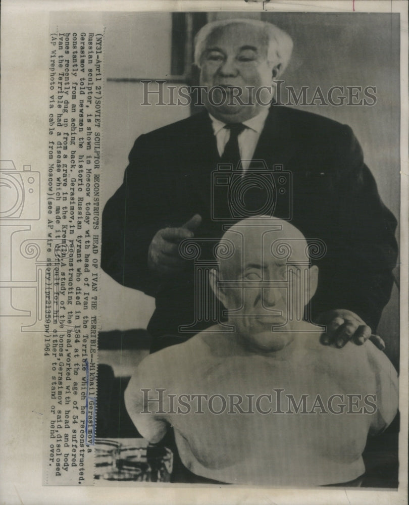 1964 Press Photo Mikhail Gerasimov Soviet Sculptor Ivan- RSA58781- Historic Images