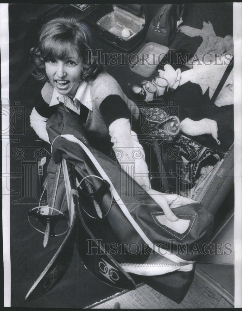 1974, Ski Trip Winner Jeannie Genz Linda Lane Des Plaines- RSA58889 - Historic Images