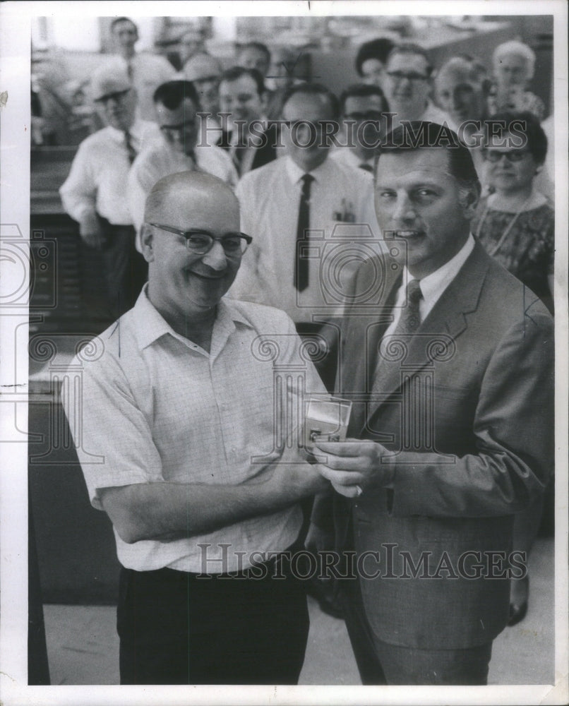 1970 Press Photo Joseph Garies And Charles Fegert- RSA59263 - Historic Images