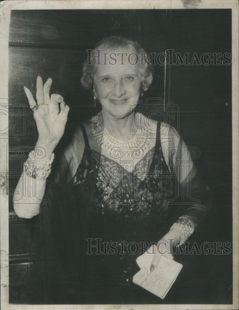 1949 Mary Evening Attire Okay Sign Camera - Historic Images