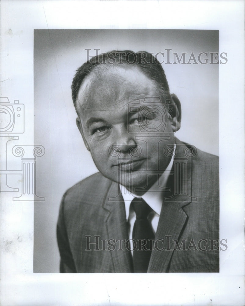 1971 Press Photo Kluckman Senior VP Zenith Corporation- RSA59645 - Historic Images