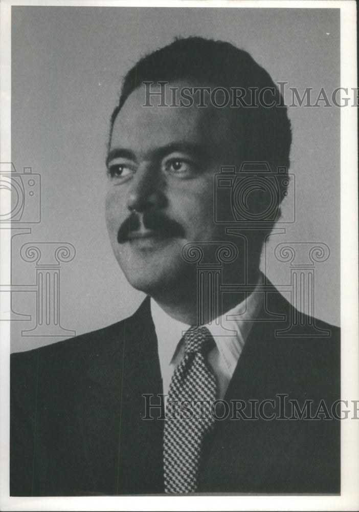 1966 Press Photo Arthur Knight Film Critic Saturday Review Author Liveliest Art-Historic Images