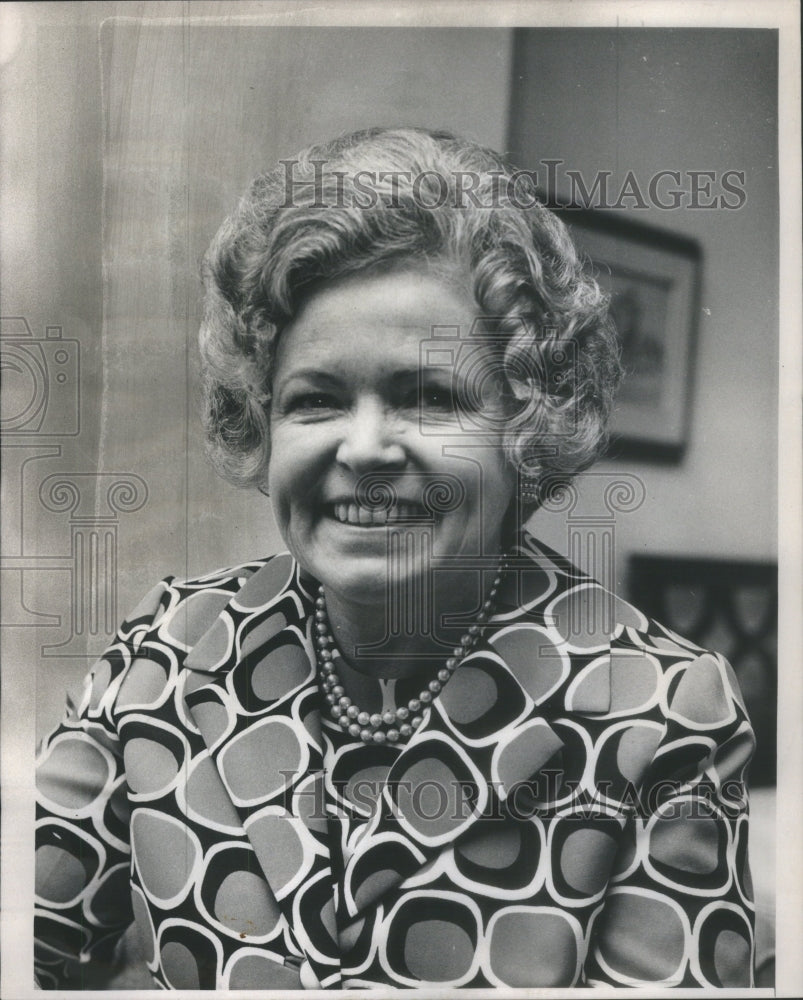 1972 Press Photo Virginia Knauer Nixon Consumer Affairs - Historic Images