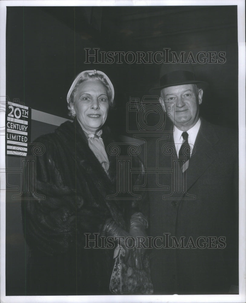 1956 John S Knight  Mrs Knight Chicago Ezra - Historic Images