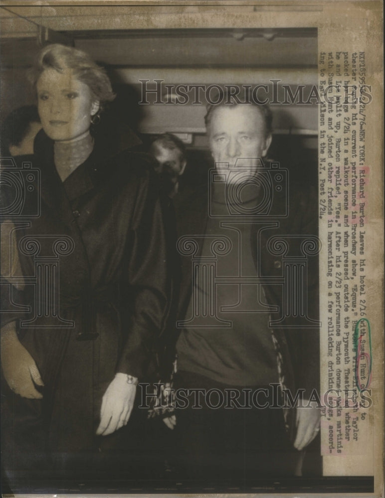 1976 Richard Burton Susan Hunt Broadway Show - Historic Images