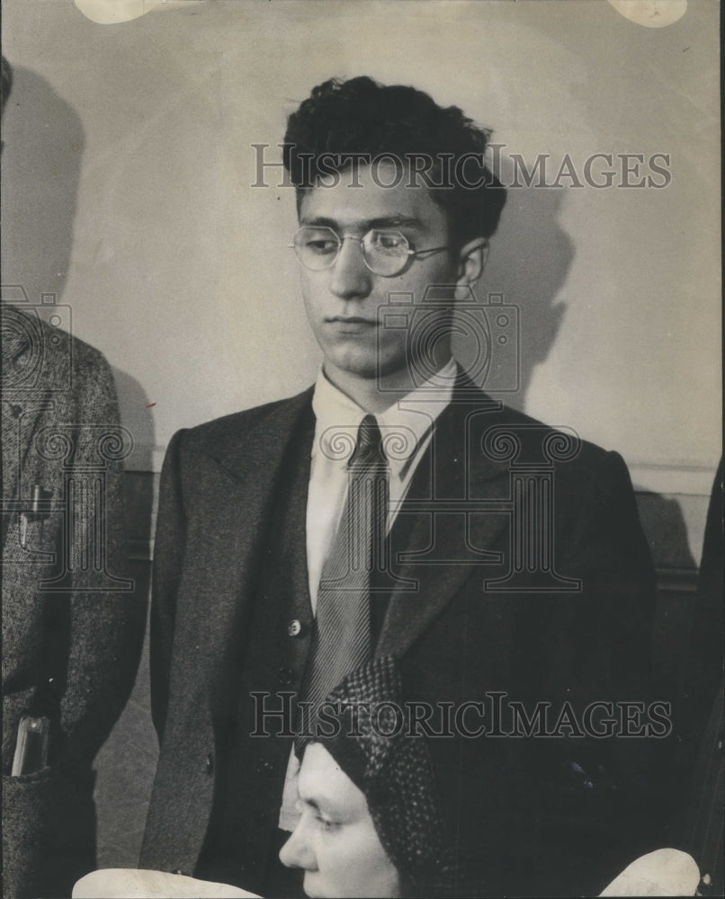 1942 Press Photo Saverio Ariana fugitive Chicago Banker- RSA60443 - Historic Images