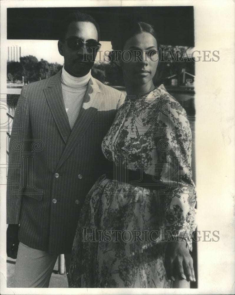 1968 Ebony&#39;s Eddie Arnold &amp; Bride Kathleen - Historic Images