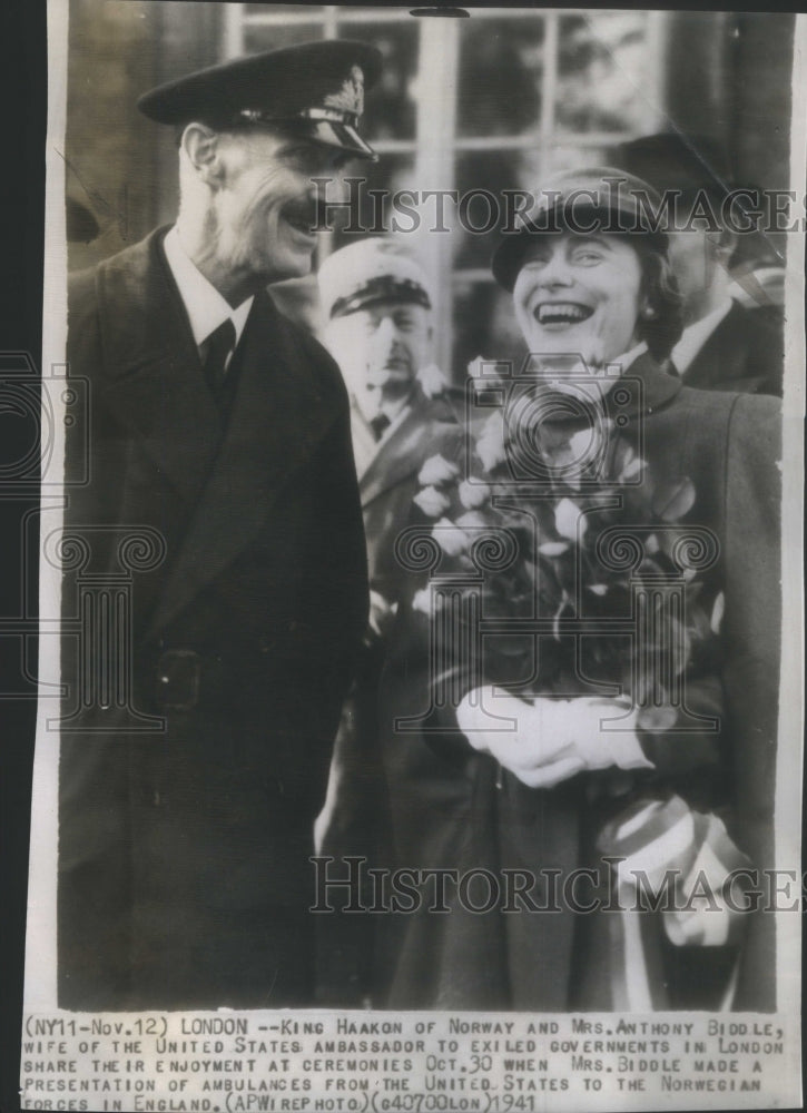 1941 King Haakon Norway Mrs. Anthony Biddle London - Historic Images