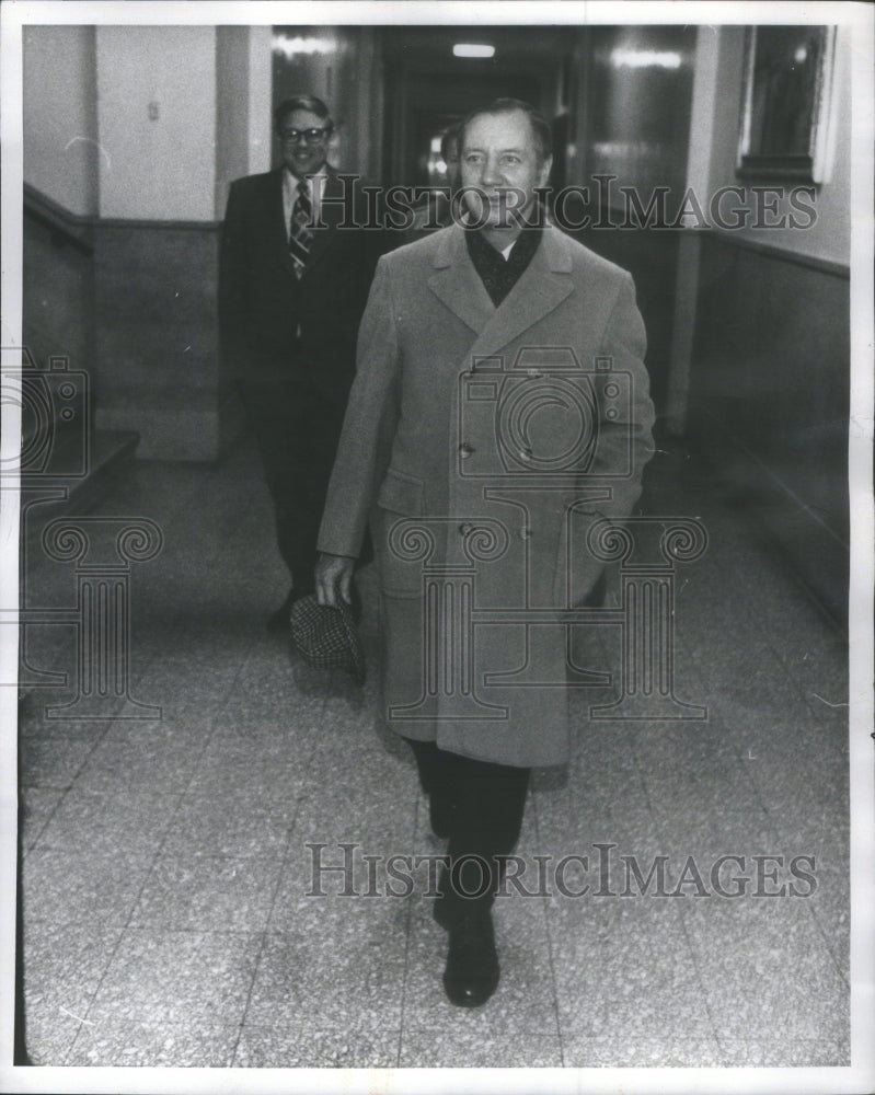 1976 Acting Chicago Mayor Michael Bilandic After First Day Of Work - Historic Images