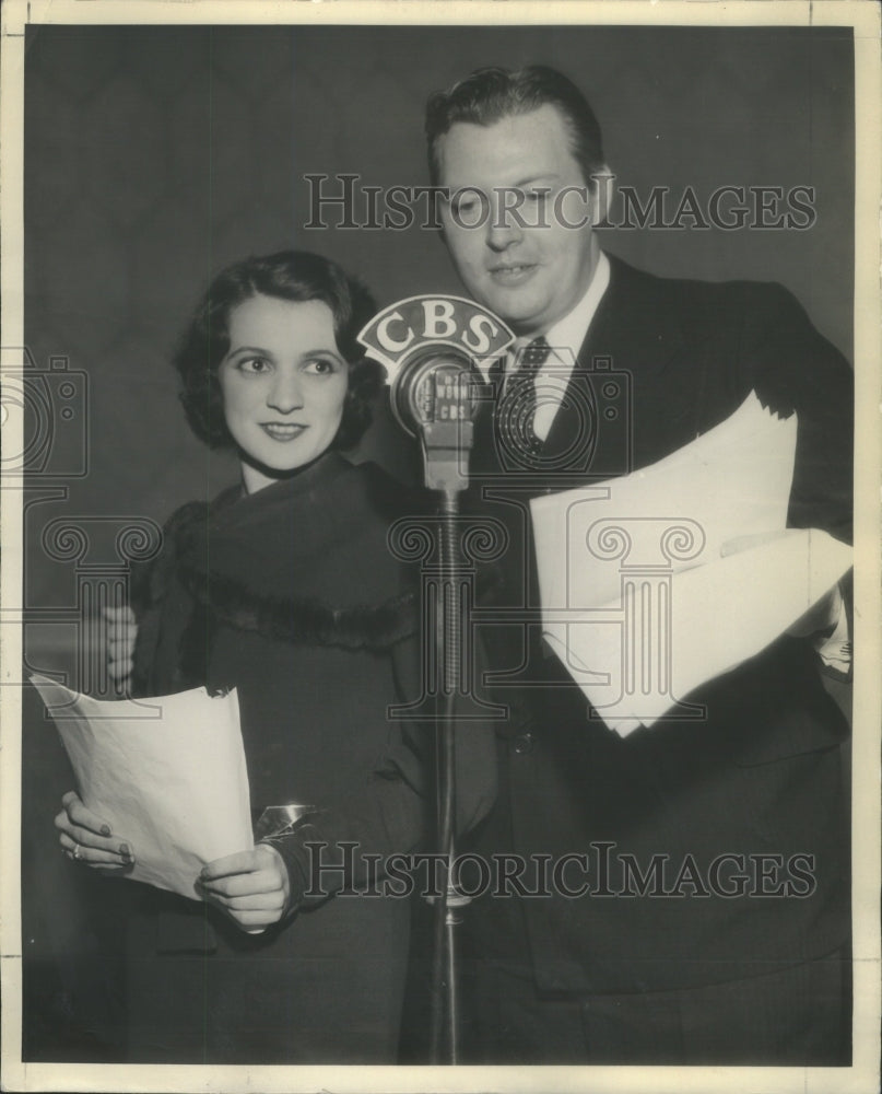 1934 Donna Donnell Vincent Colman Actress - Historic Images