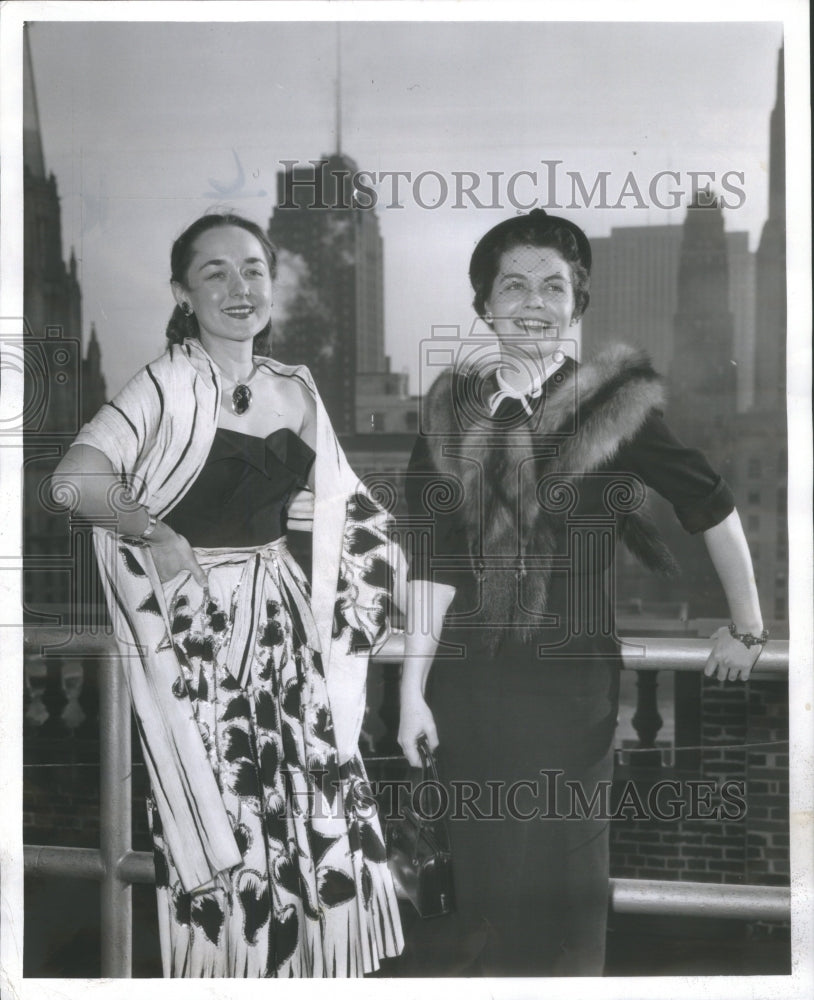 1954 John Damisch Mexican Costume - Historic Images