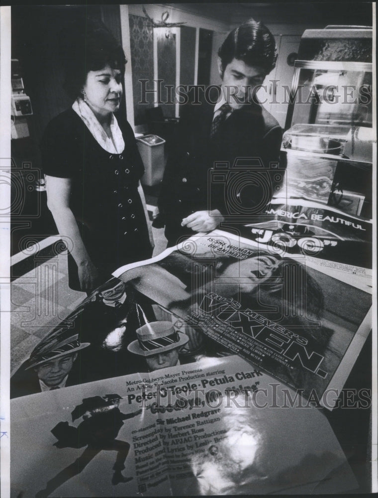 1971PressPhotoMrs.Theodora Avegris,owner,Hinsdale Theat - Historic Images