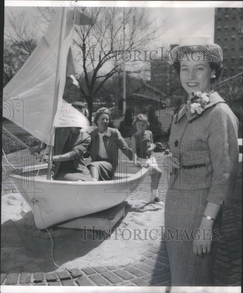 1961 Landlubber Fred Ash Roman Arthur Slifer Barbara Polka Ship Sand - Historic Images