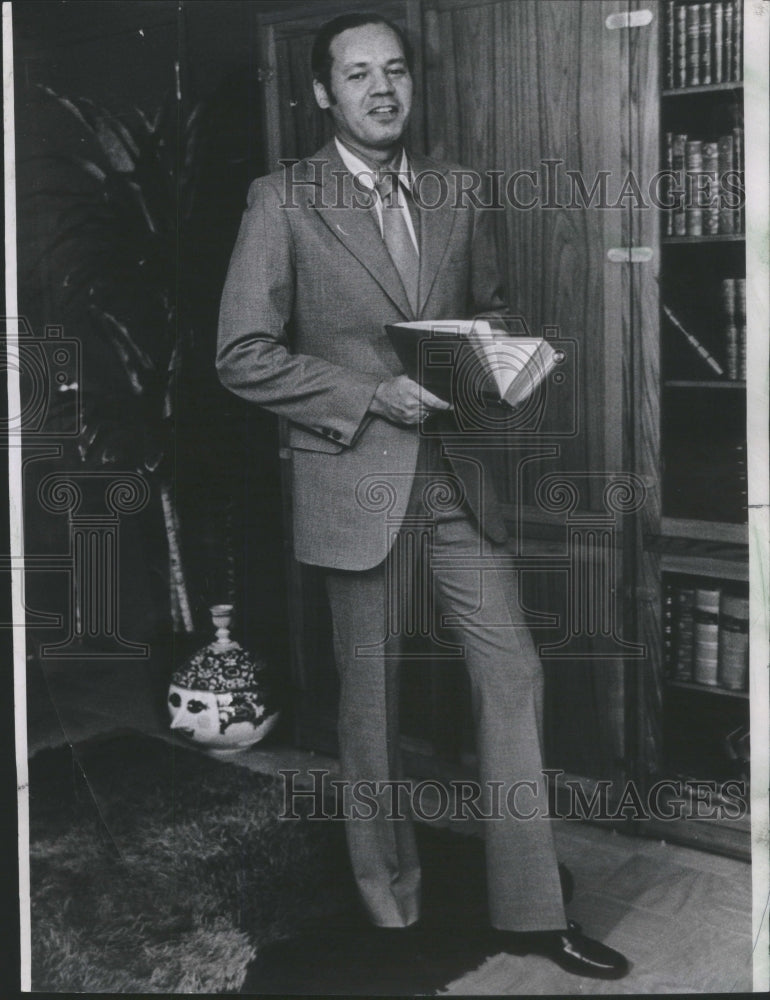 1971 Andrew King graphic designer consultant - Historic Images