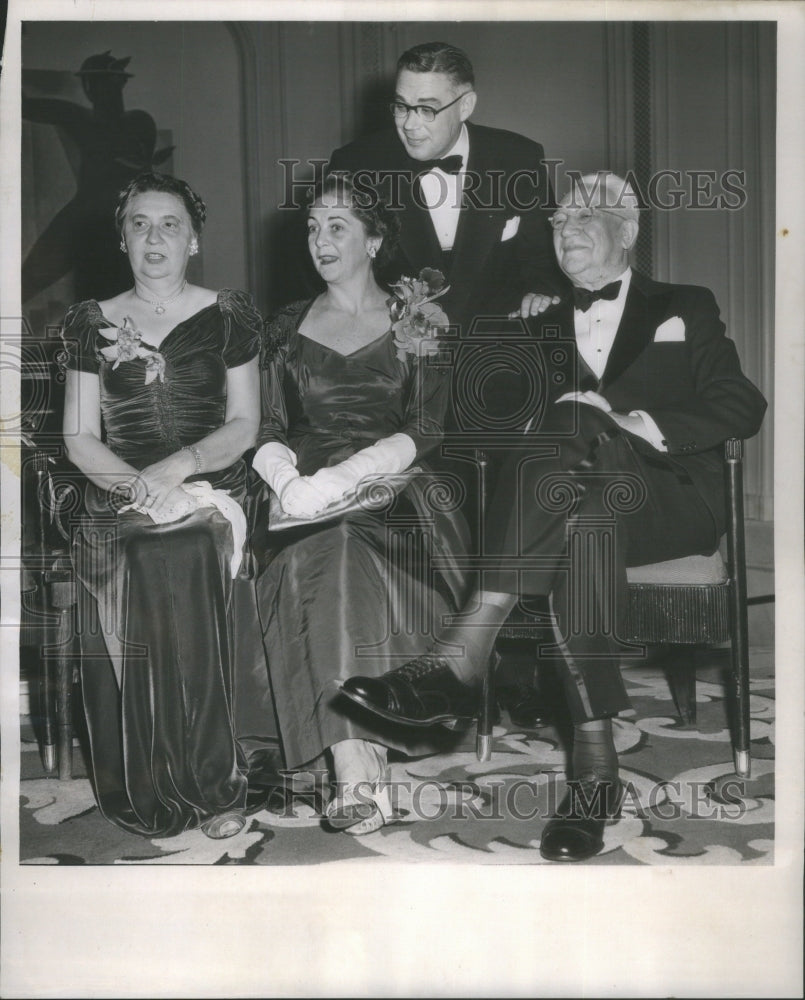 1951 Carl E Kimpton Lawrence Kimpton Business People Families - Historic Images