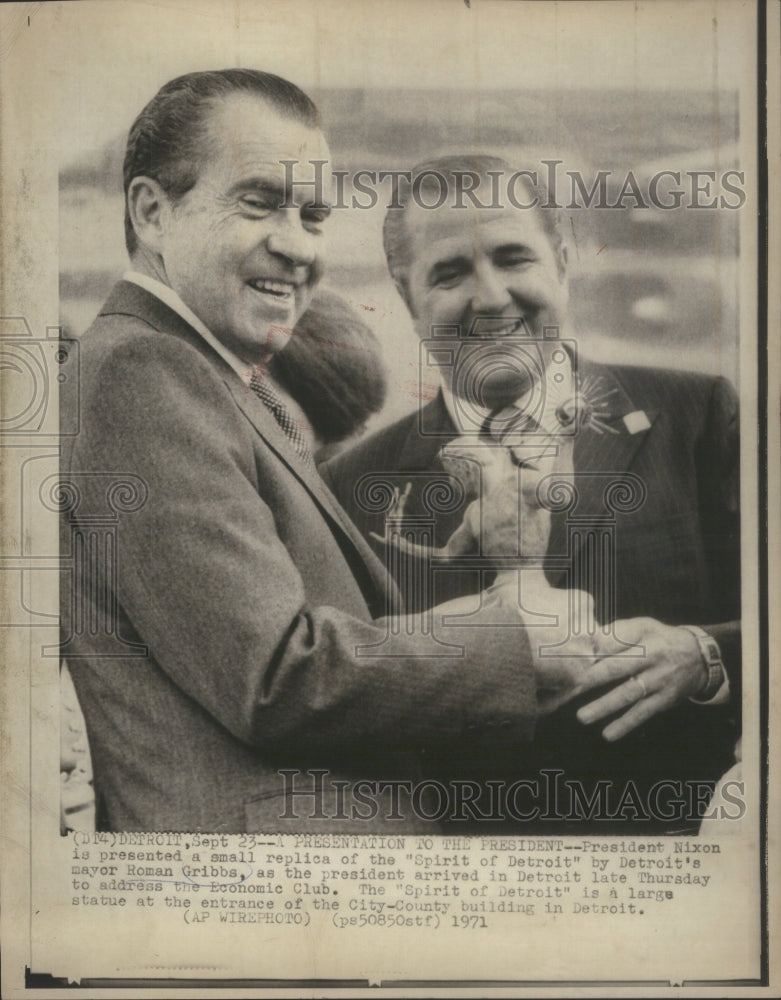 1971 Press Photo Mayor Roman Gribbs- RSA62821 - Historic Images